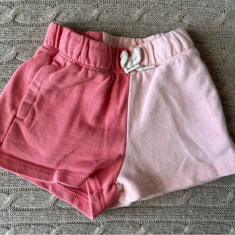 EUC Minnie Mouse Baby Girl Outfit Set, Coral Be Happy, 18 Months